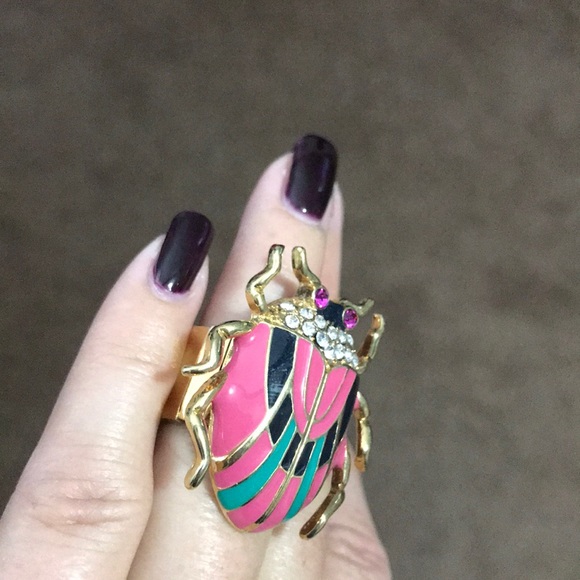 Big bug ring , in pink, gold and green. - Picture 3 of 4